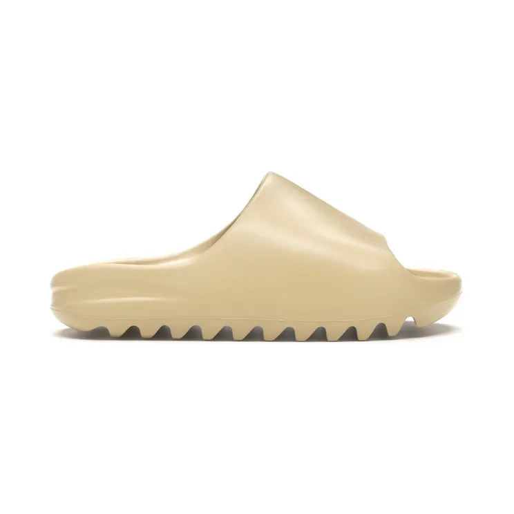 Yeezy Slide Desert Sand