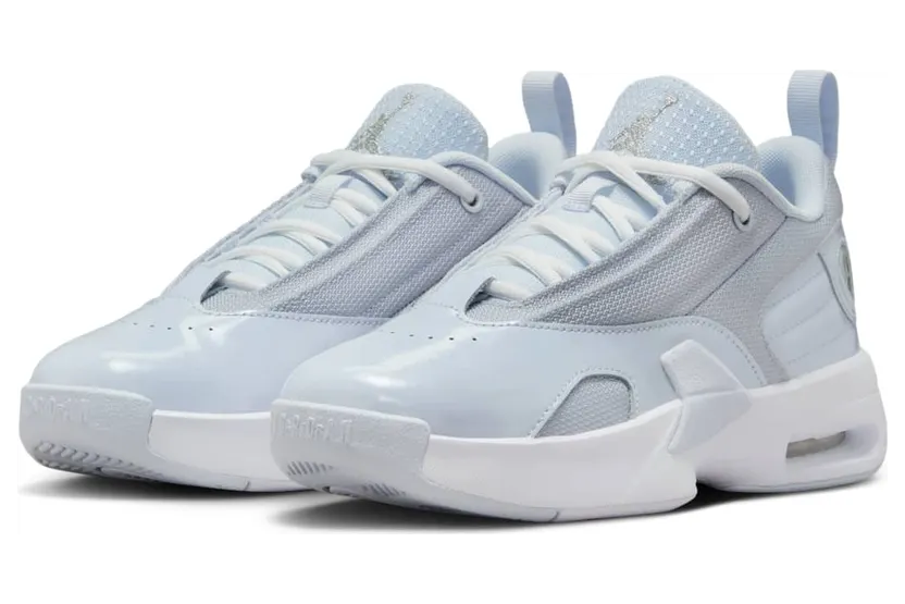 air-jordan-max-aura FQ8297-400