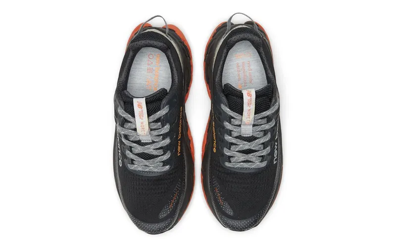 New Balance Fresh Foam X More Trail v3 Black Cayenne (MTMORCK3)