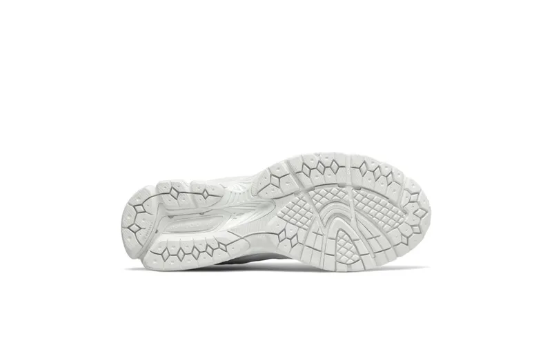 New Balance 2002R Munsell White (ML2002RI)