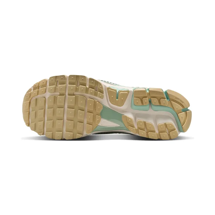 nike-air-zoom IB2987-700
