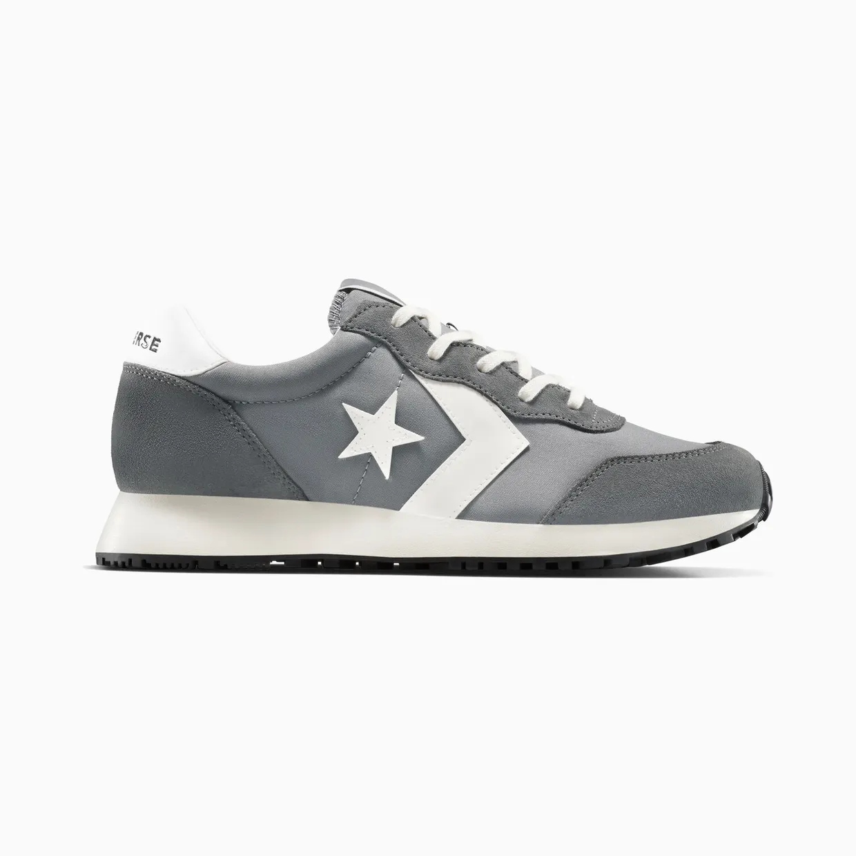 converse-sneaker A13470C