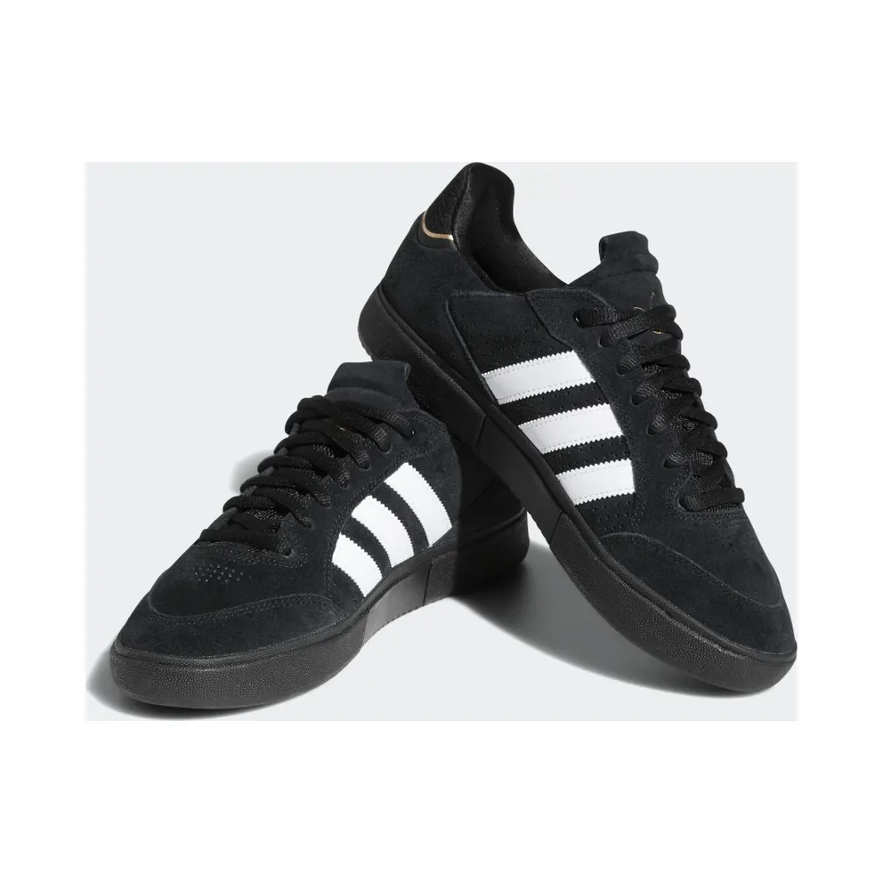 adidas Tyshawn Low Core Black / Cloud White / Gold Metallic (HQ2004)