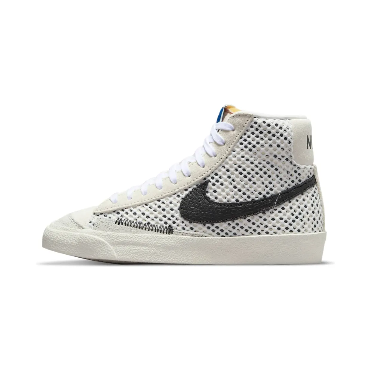 nike-blazer DO7138-100