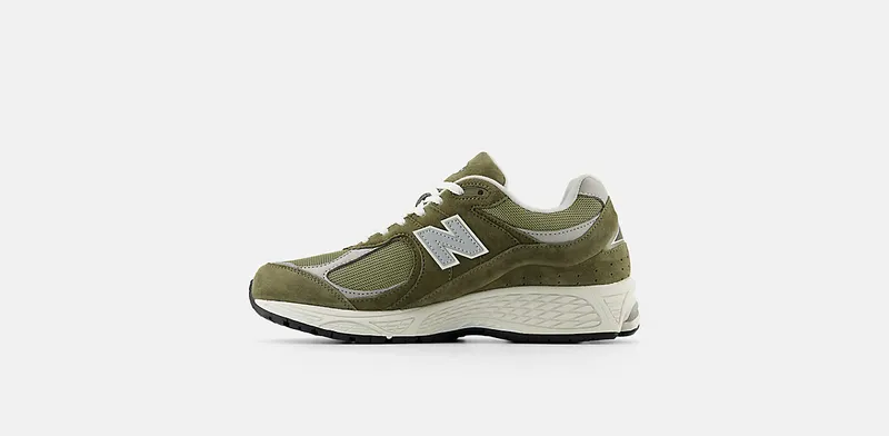 New Balance 2002R “Footlocker Exclusive” (M2002RFO)