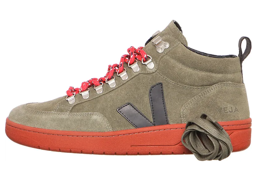Veja Roraima Olive / Black / Rust Sole (QRM031635)