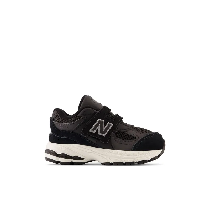 NEW BALANCE 2002 HOOK & LOOP “BLACK / PHANTOM” (IV2002BK)