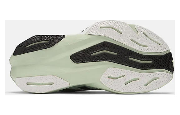 new-balance-fuelcell-rebel WFCXCA4