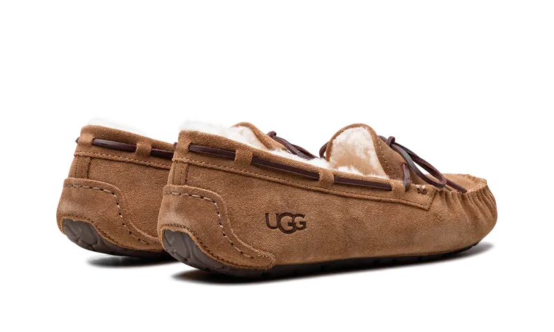 Ugg DAKOTA “Brown” (1107949-CHE)