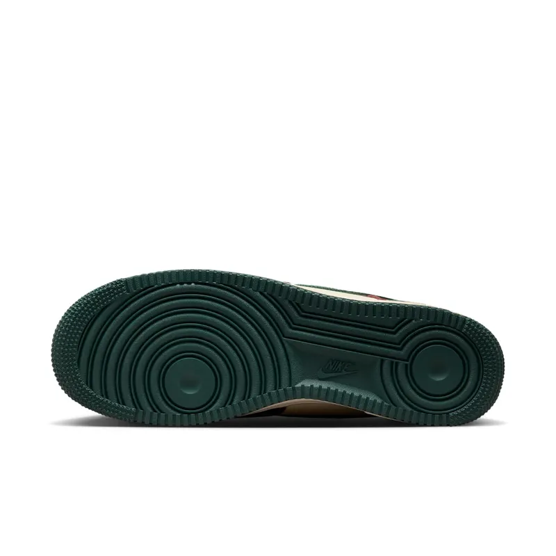 Nike Air Force 1 ’07 LV8 (cocnut milk / vintage green / dark team red) – HQ3612-113