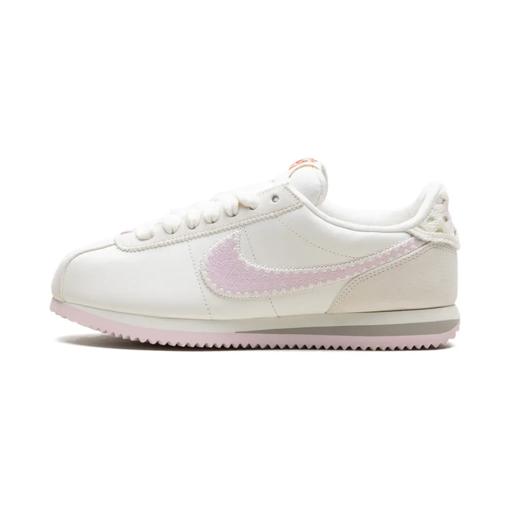 Nike Cortez “Valentine’s Day – 2025” (HV6012-161)