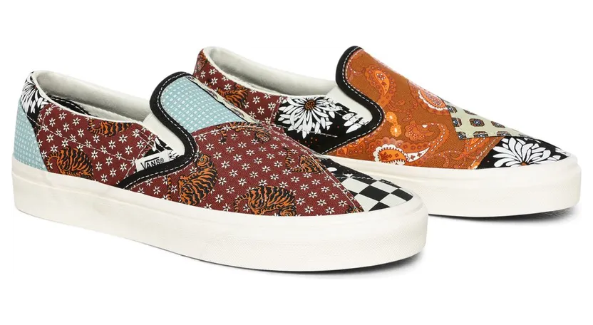 Vans Classic Slip-On ‘Tiger Patchwork’ Black/True White (VN0A4U381IO)