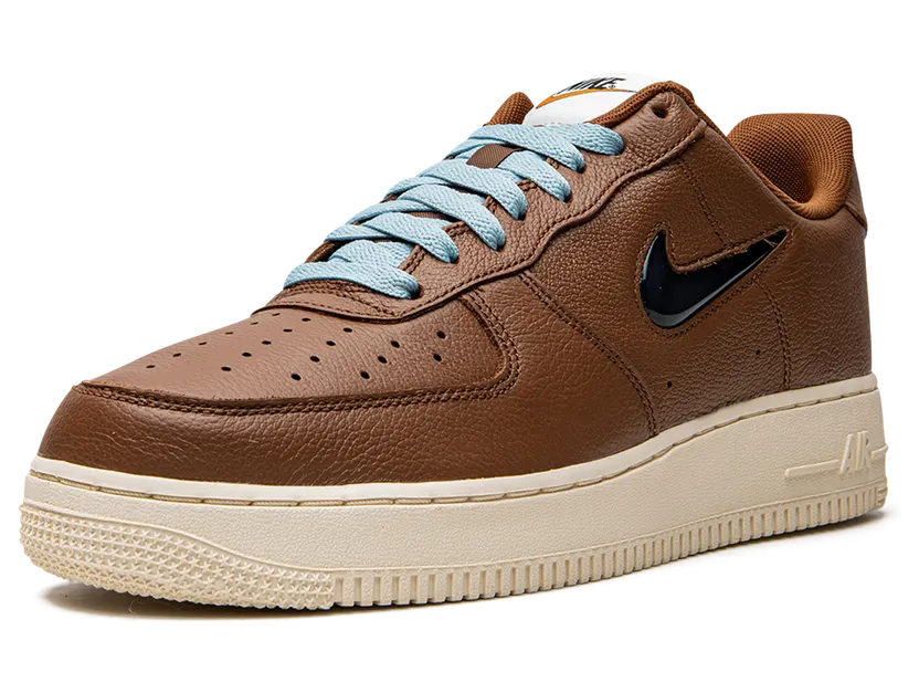 nike-air-force DO9785-200