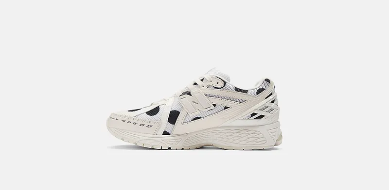New Balance 1906R “Polka Dot Sea Salt” (M1906RPC)