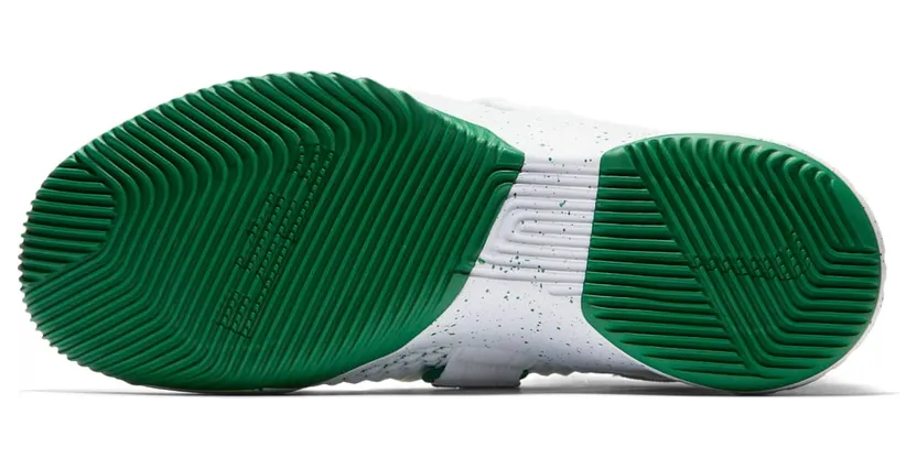 nike-lebron AO2609-100