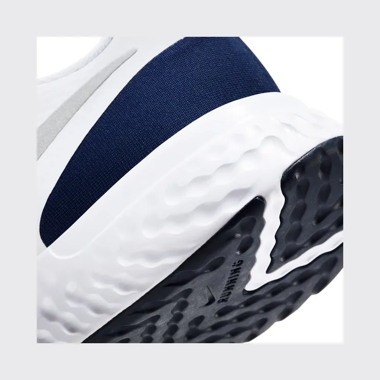 nike-revolution BQ3204-102