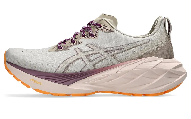ASICS Novablast TR Pearl Pink (1012B654-700)