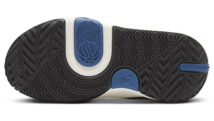 nike-team-hustle-d-11 FZ7296-400