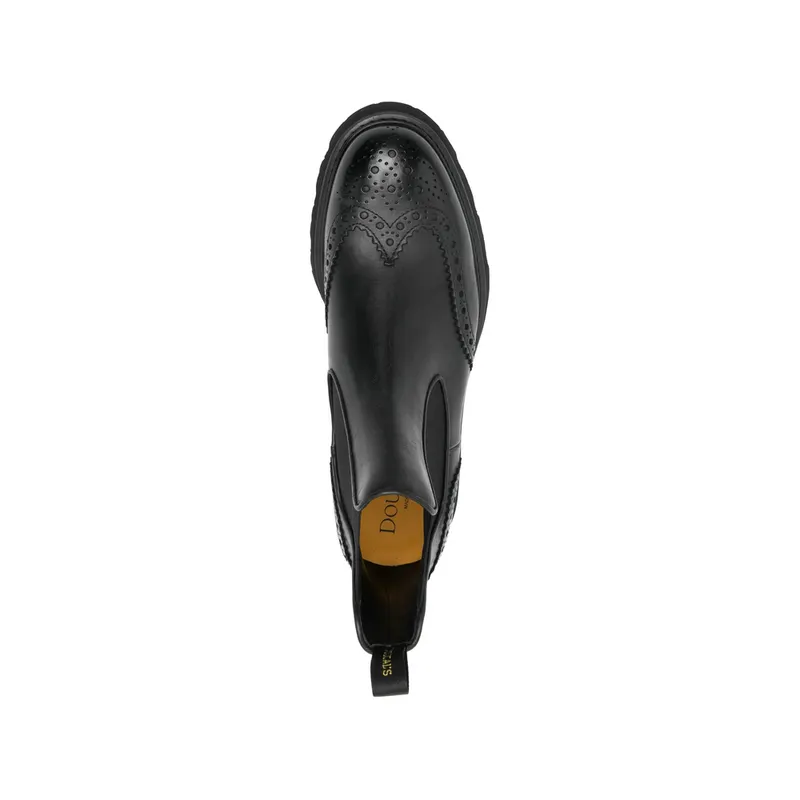 Doucal’s Black Chelsea “Black” (DU3110G0TNUF18 8NN00)