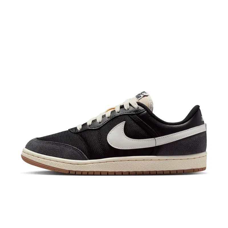 Air Jordan Skyline Low Black & Sail (IQ0704-001)