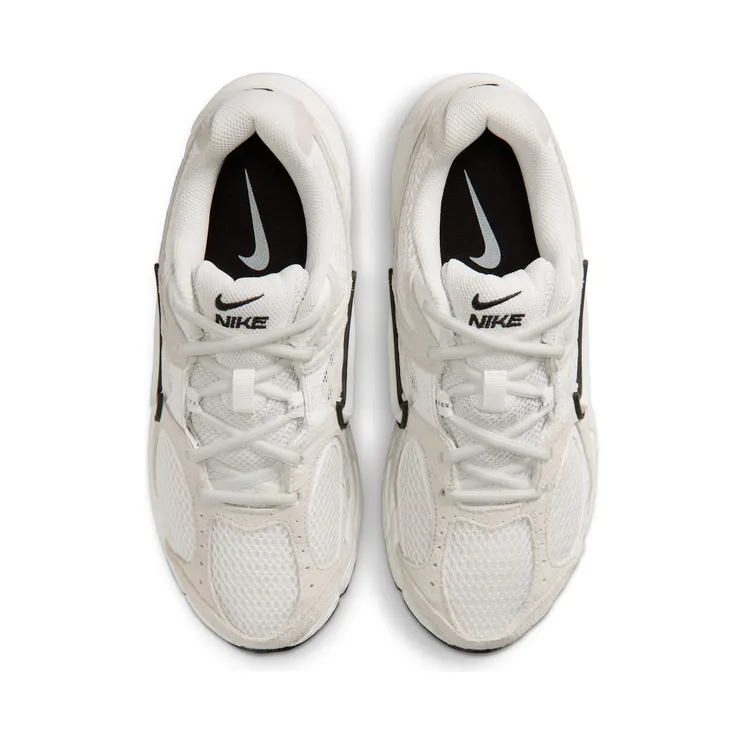 nike-v5-rnr IX0197-105
