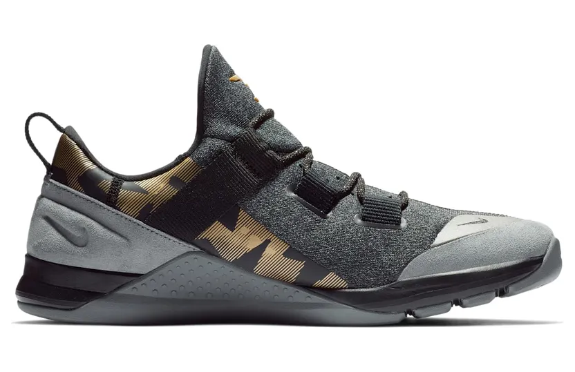 nike-air-trainer AV6257-070