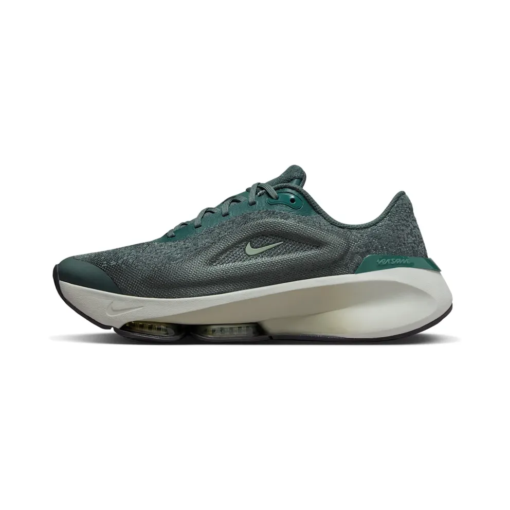 Nike Versair “Vintage Green / Light Silver / Oil Green / Jade Horizon” (DZ3547-300)