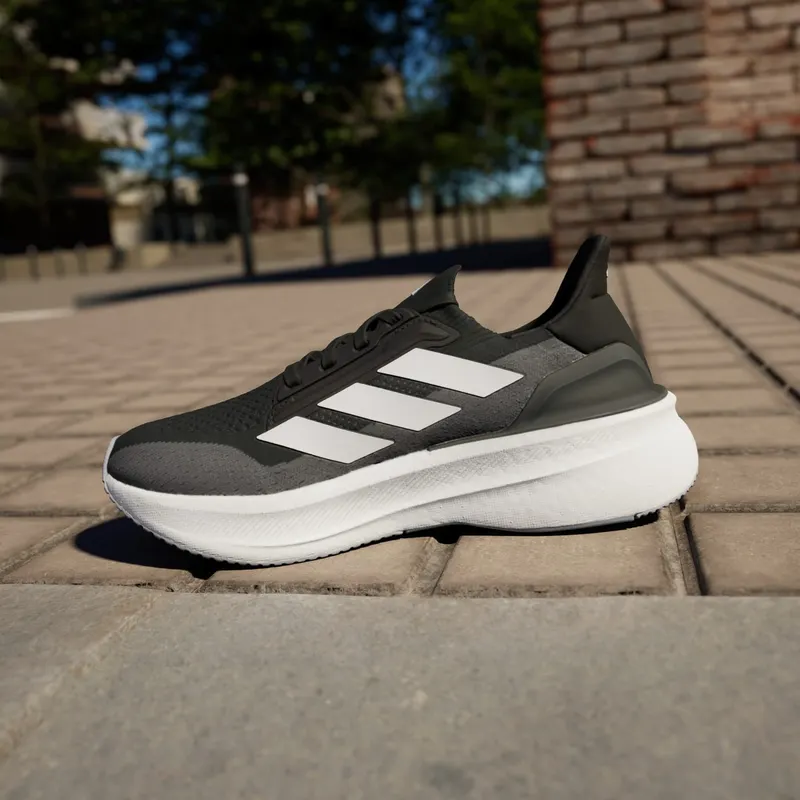 Adidas Ultraboost 5x Core Black / Cloud White / Carbon (IH3102)