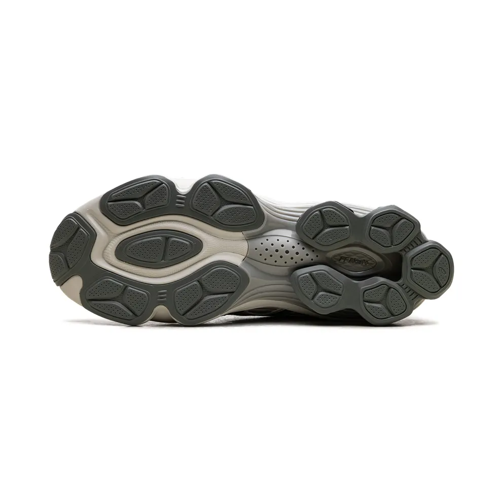 Asics Gel-Kinetic Fluent “Seal Grey Pure Silver” (1203A591-021)