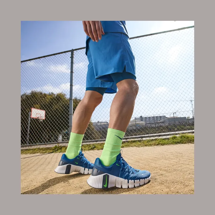 nike-free DV3949-401