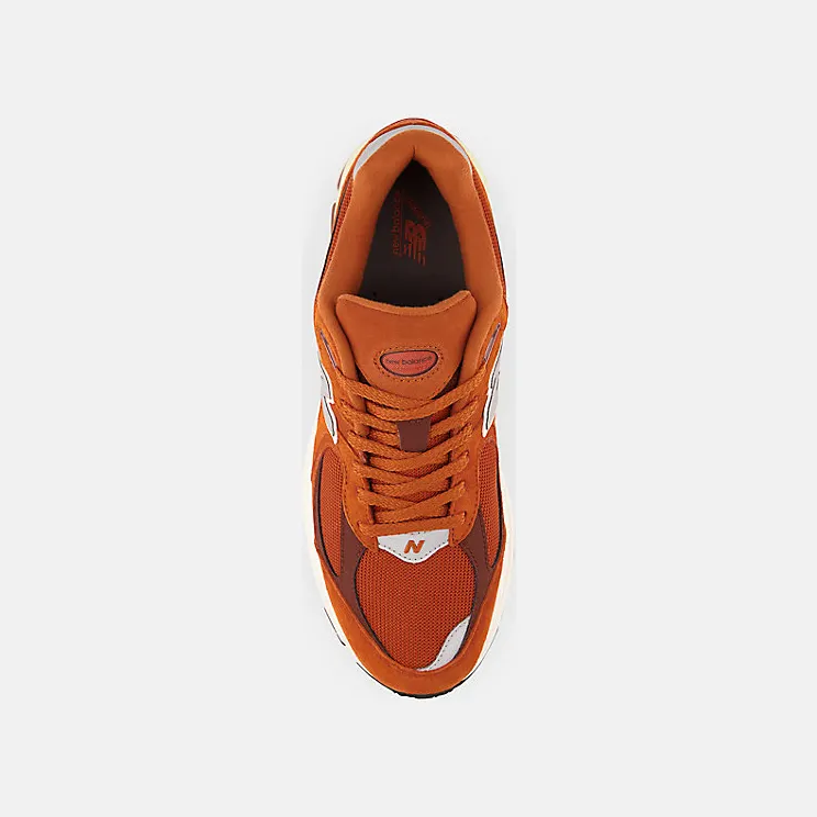 new-balance-2002r M2002RCB