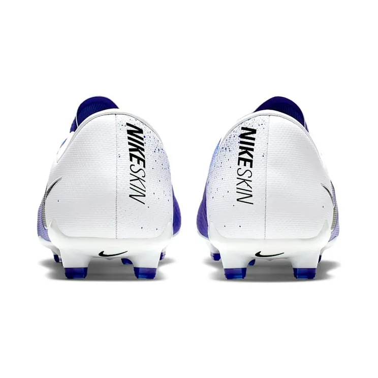 nike-phantom AO8738-104