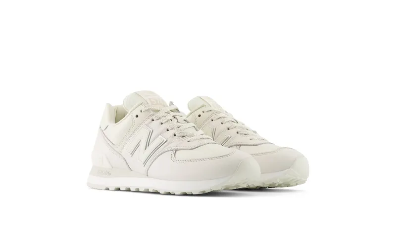 New Balance 574 Triple Cream Leather (WL574IR2)