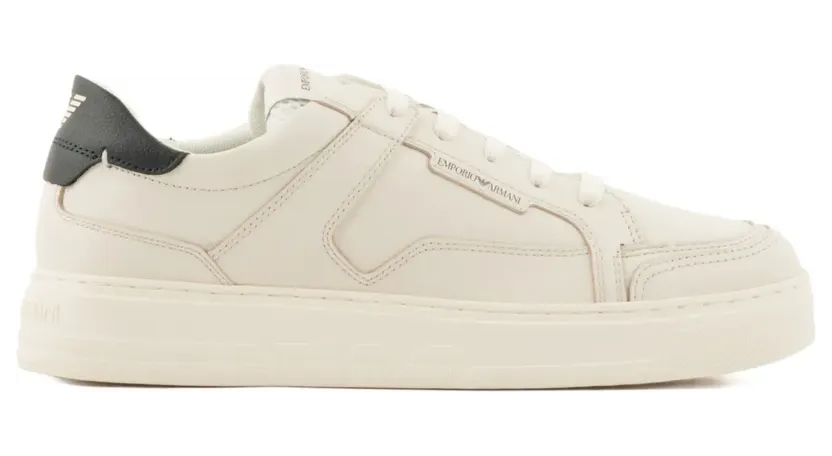 Emporio Armani Sneakers met leren vlakken – Beige (EM003702AF19573)