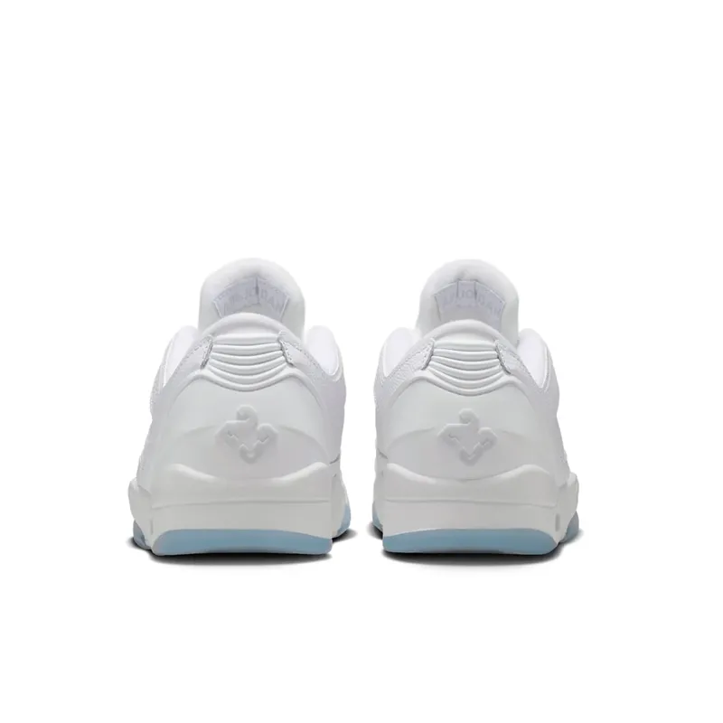 Jordan Sixty Plus Low “White / Black / Pure Platinum” (IH2047-101)