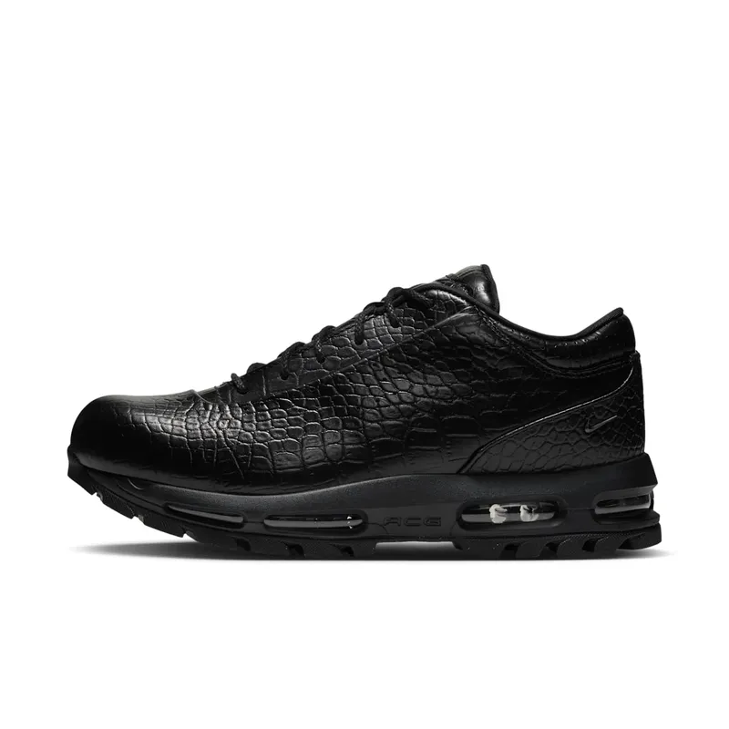 De Nike Air Max Goadome Low gaat all-black met krokodillenprint (IV4517-001)