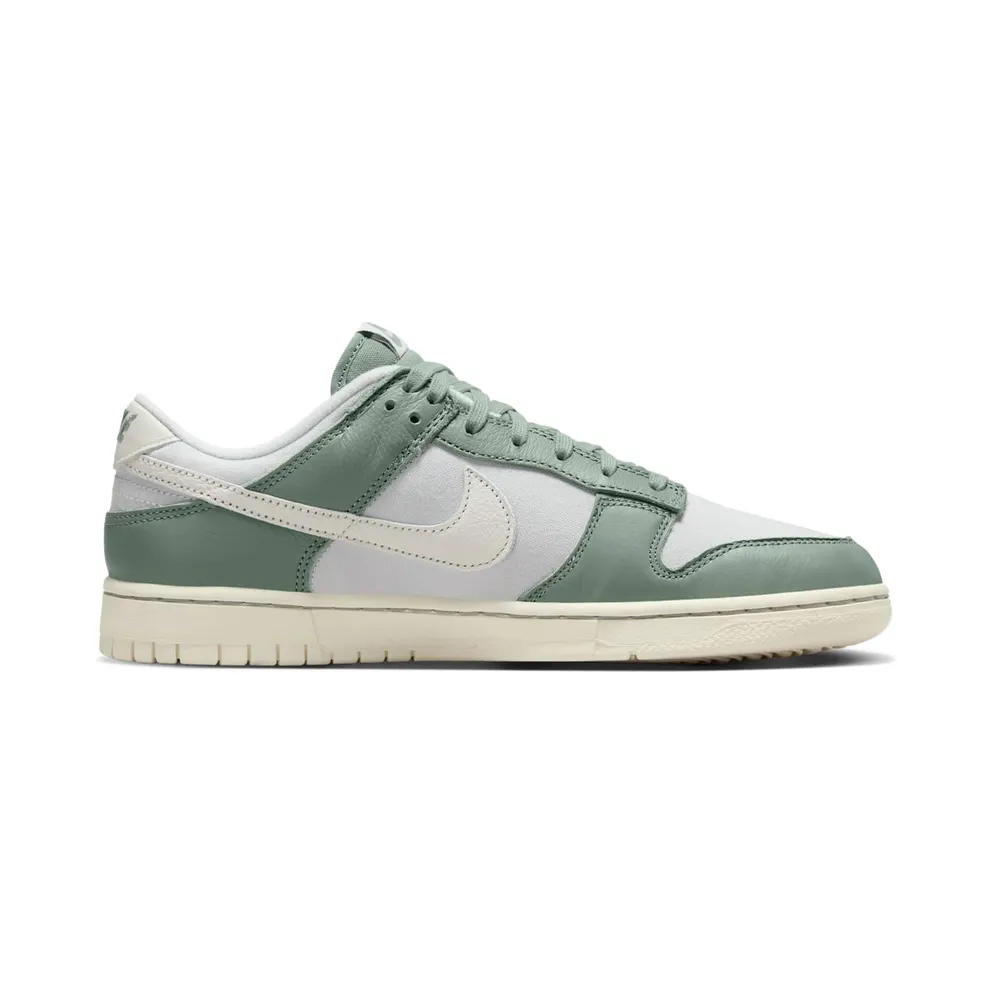 Nike Dunk Low Retro Premium Mica Green/Photon Dust/Sail (DV7212-300)