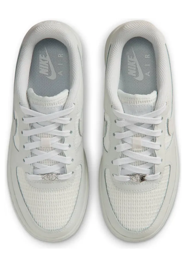 nike-air-force IO9736-100
