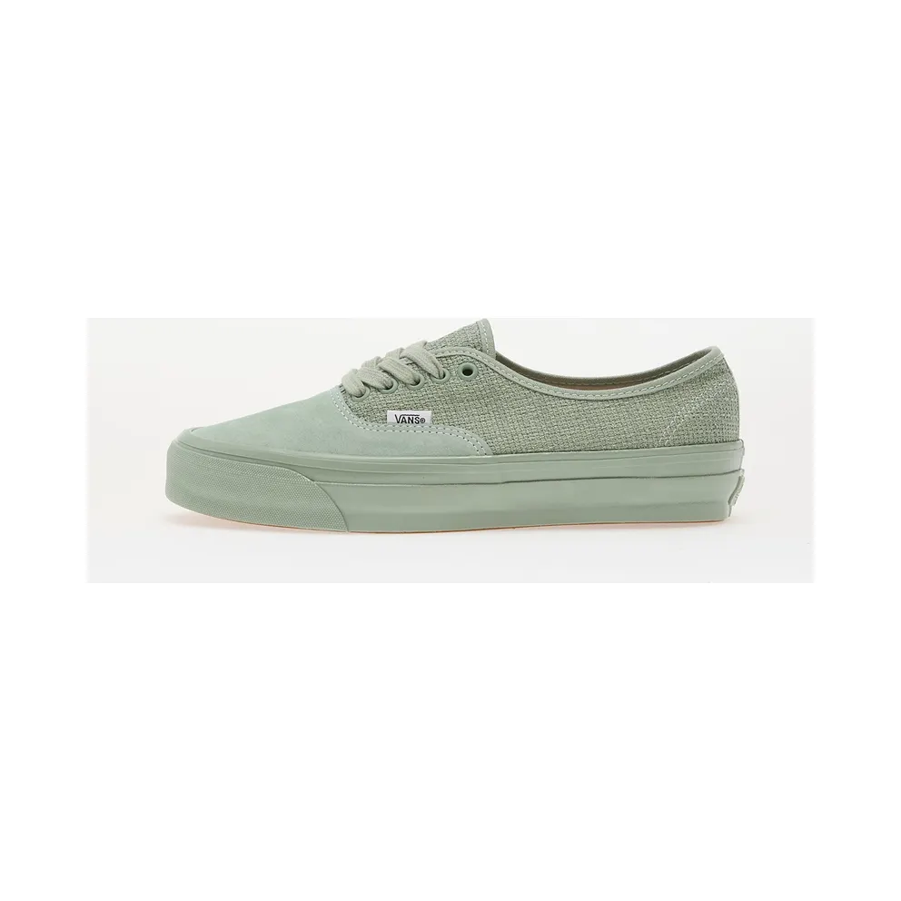 Vans Authentic No / Color / Found