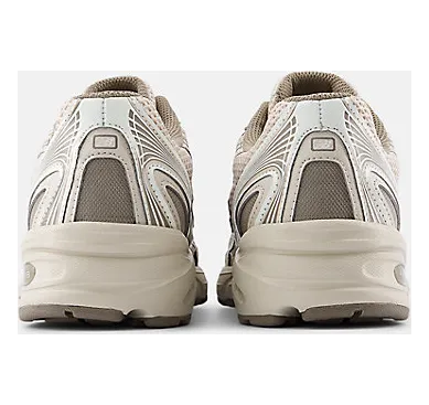 New Balance 740 “Dockside”: degelijk buiten de schijnwerpers (6)