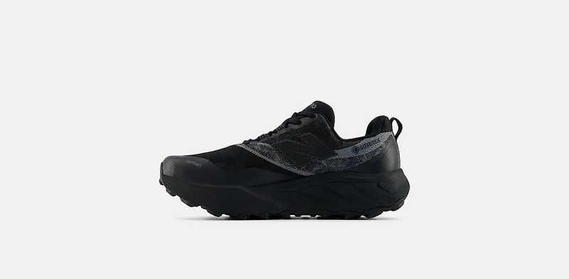 NEW BALANCE Hierro v9 GORE-TEX® “BLACK / TIMBERWOLF / Castlerock” (WTHIGLB9)