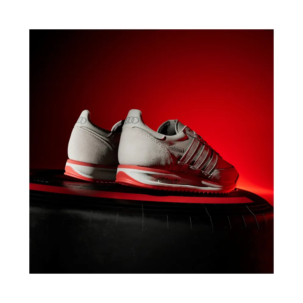Adidas SL 72 RS AUDI REVOLUT F1 TEAM Shoes Chalk Pearl / Chalk Pearl / Hi-Res Red (KJ1204)