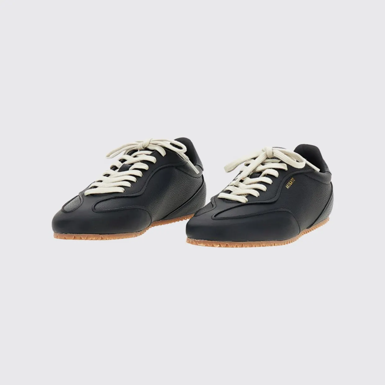 Axel Arigato Daze Runner Grained Leather Sneakers with Laminated Logo Black (F4031001)