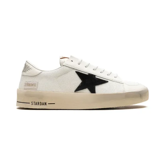 Golden Goose Stardan mit Sterne-Patch “White” (GMF00328F003028)