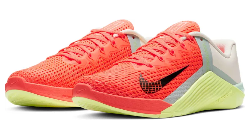 nike-metcon AT3160-800