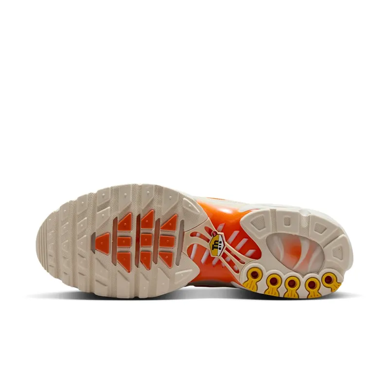 Nike Air Max Plus Phantom Safety Orange (DM0032-019)