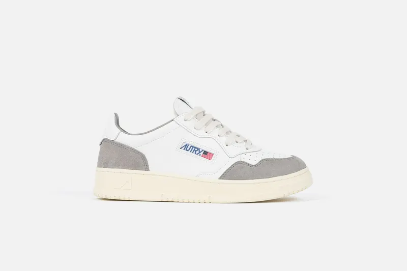 Autry Medalist Low FT15 “White/Cement Grey” (AUL-FT15-WHTCEM)