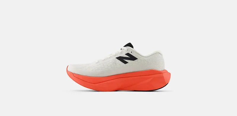 New Balance FuelCell SuperComp Trainer v3 Urgent Red Sea Salt Black (MRCXY4)