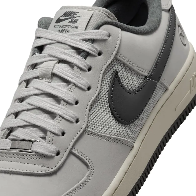 nike-air-force IO8439-100