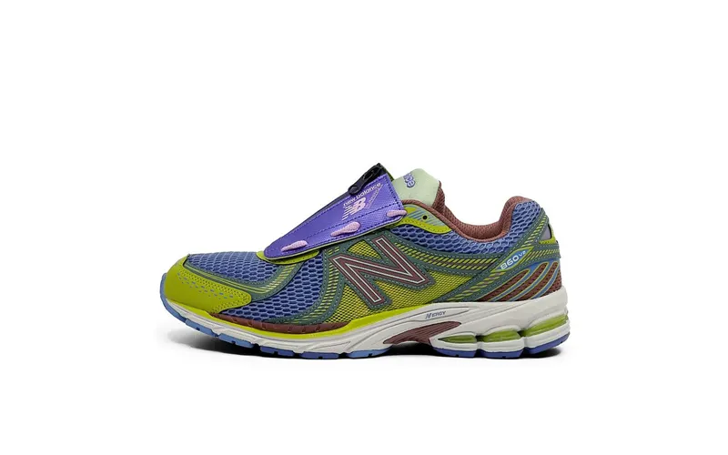 New Balance 860v2 Up There 2000’s Tropes (ML860UP2)